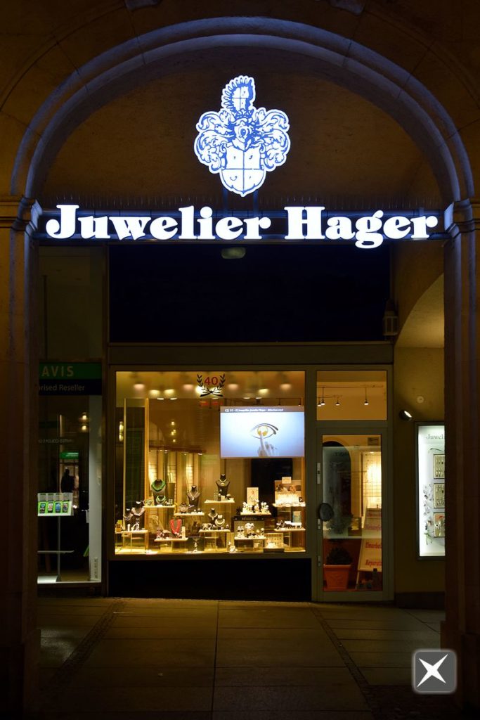 Leuchtbuchstaben für Juwelier Hager
